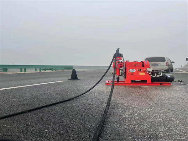 鄄城马路路基路面开裂下沉注浆加固灌浆